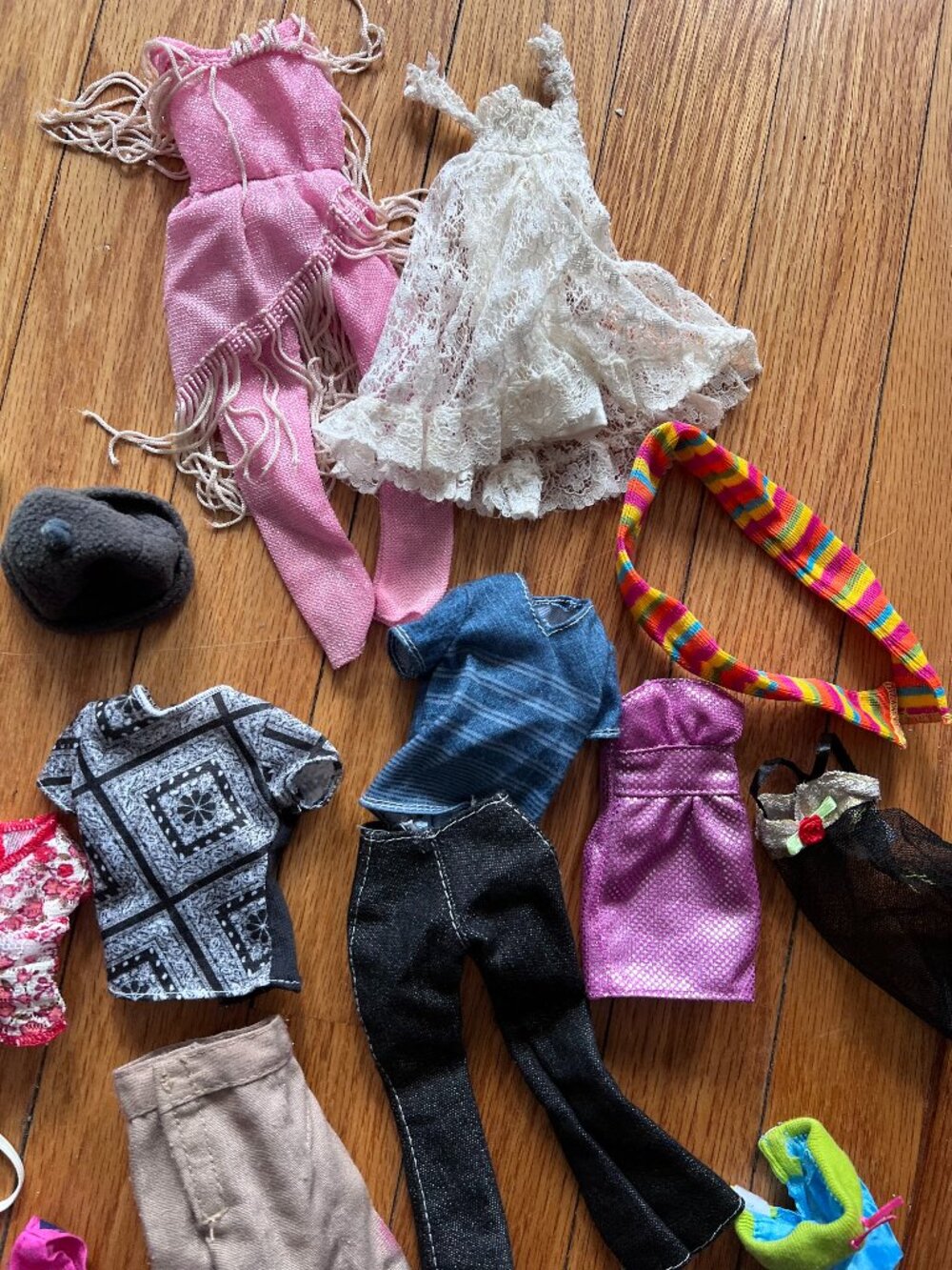 Large Barbie Doll Clothes Lot Mixed Dresses & Outfits Play Condition - Picture 2 of 15